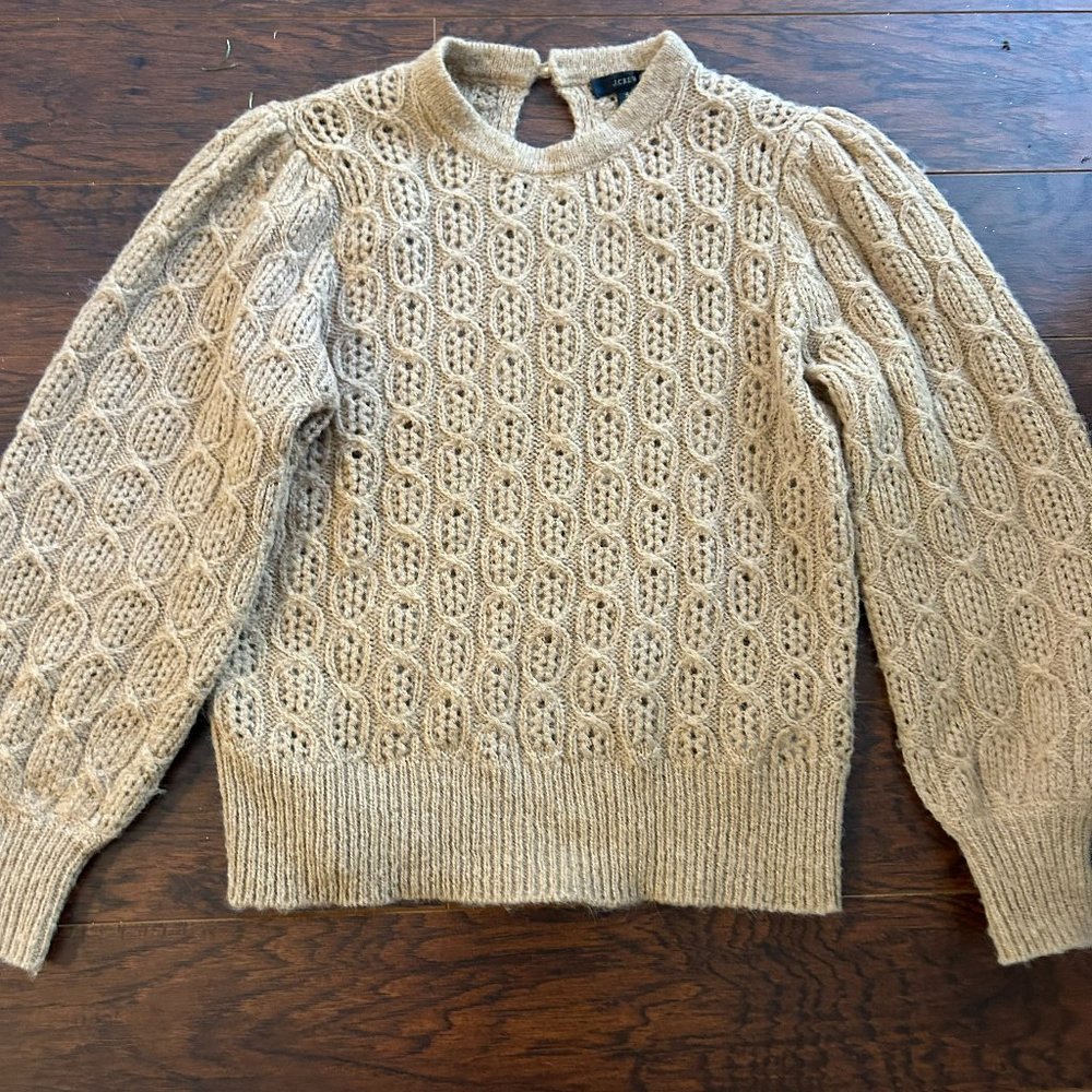 J Crew Crew puff sleeve wool  crewneck sweater heather camel - size small.
